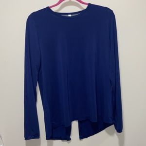 Navy blue workout top mesh paneling and cut out bottom